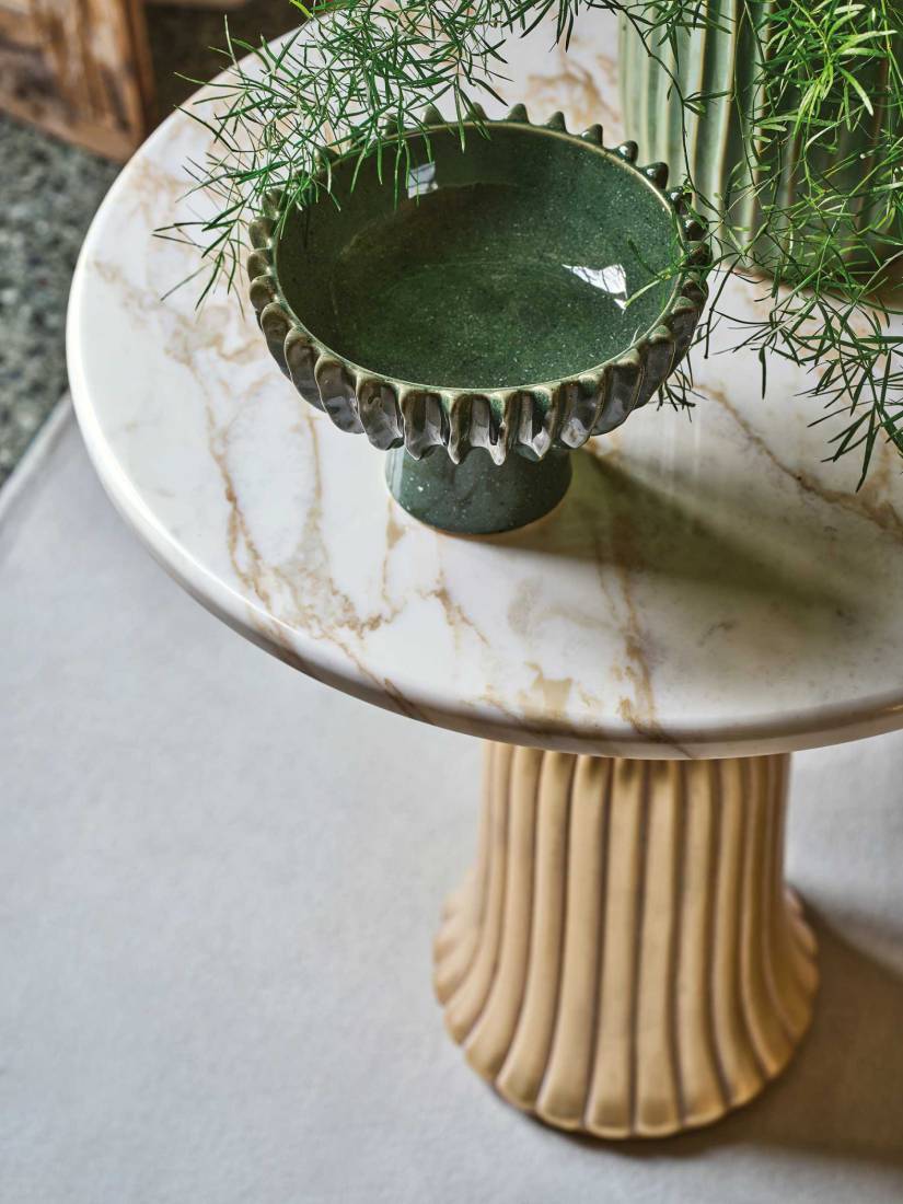 Bellotti ezio luxury italy furniture 25 1006 small table classic calacatta marble gold 1